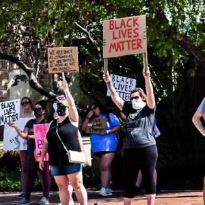 Meet your Posher, Becky